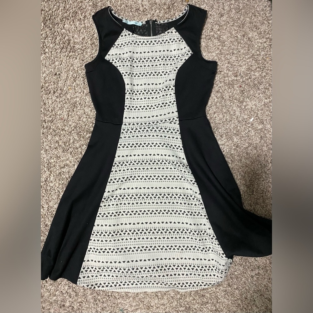 Maurice’s Black and White Printed Dress, Size Medium